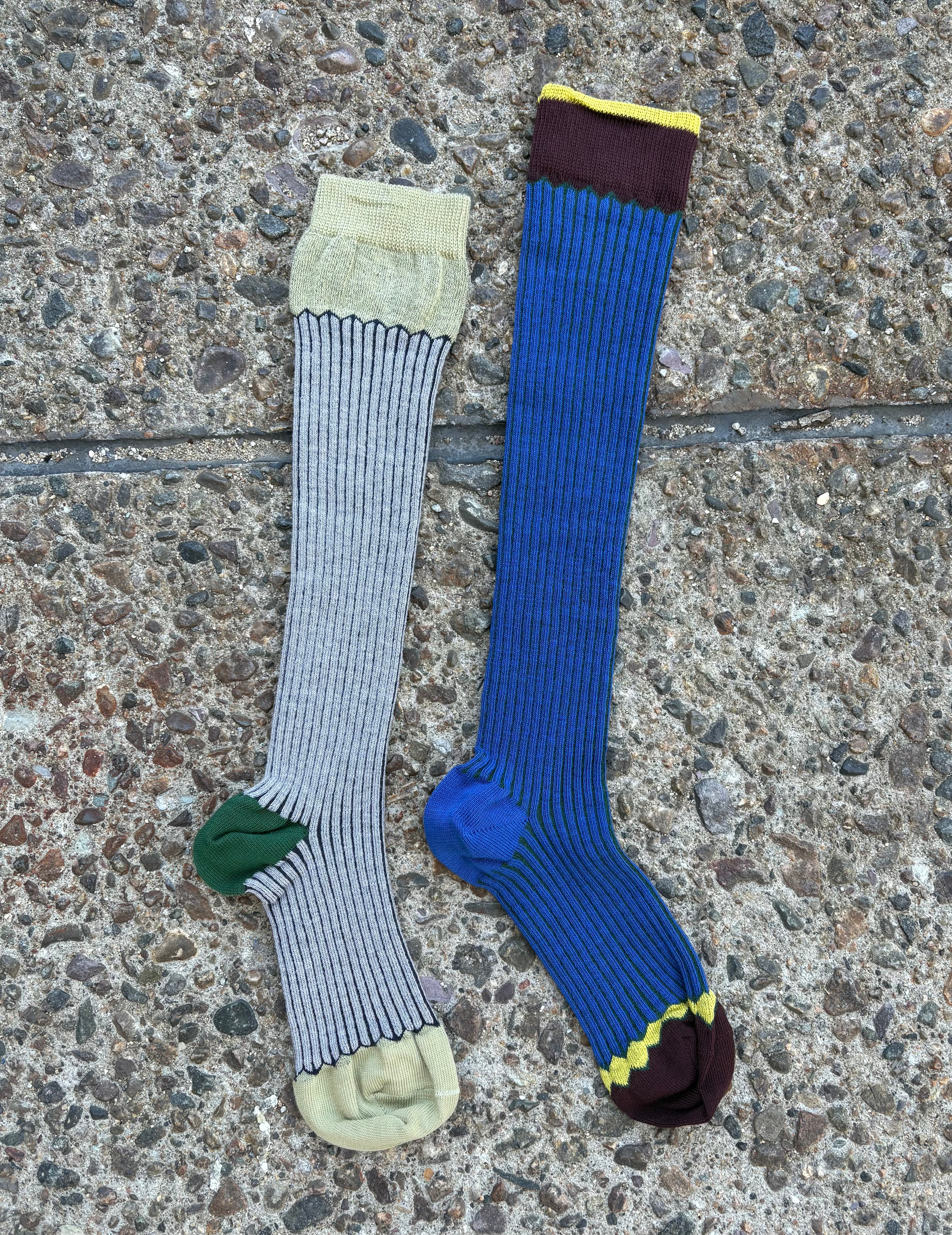 Exquisite J: Rib Knee Socks