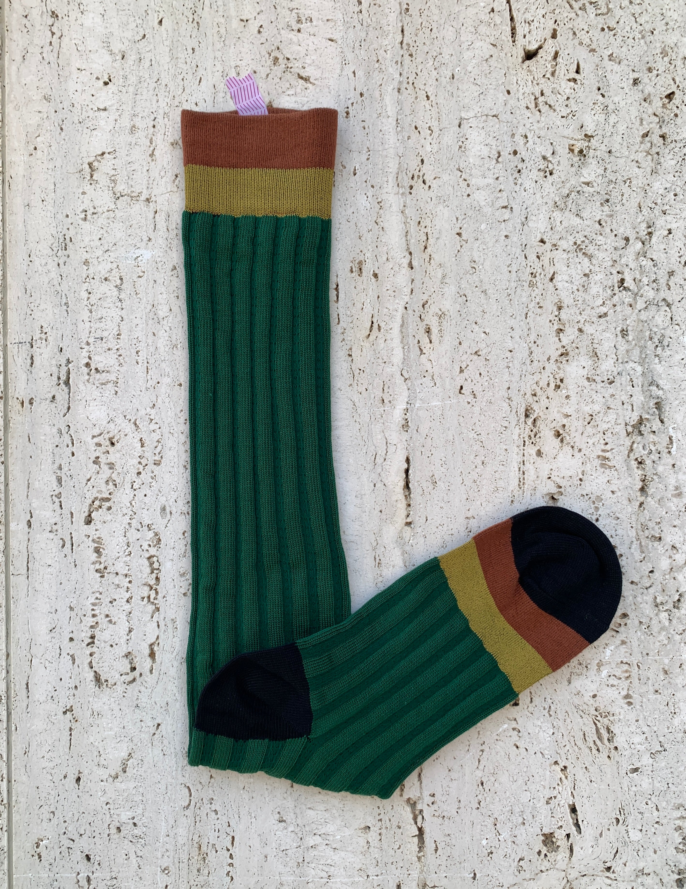 Exquisite J Socks: Wide Rib Knee