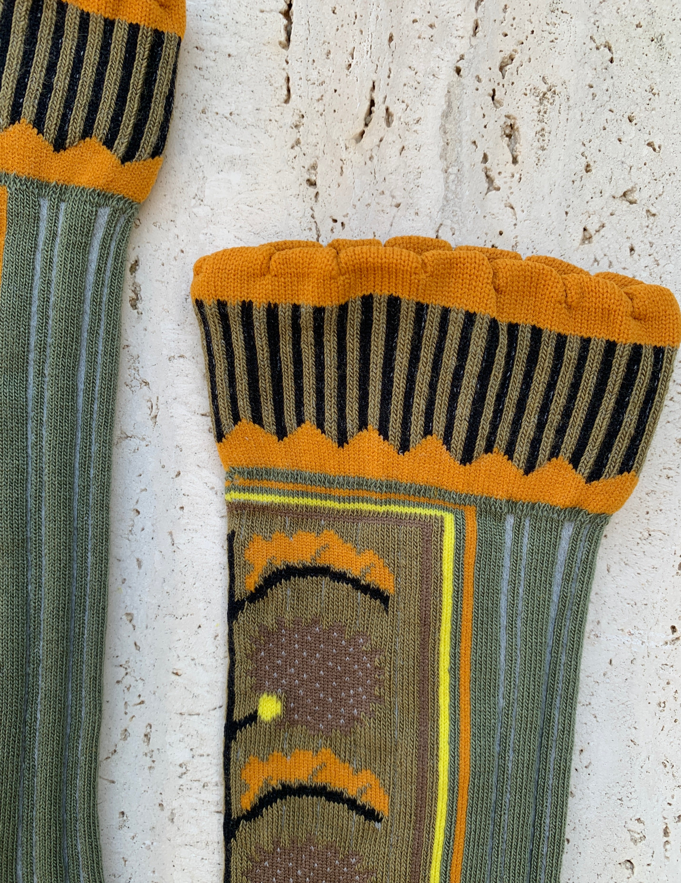 Exquisite J Socks: Deco Botanical