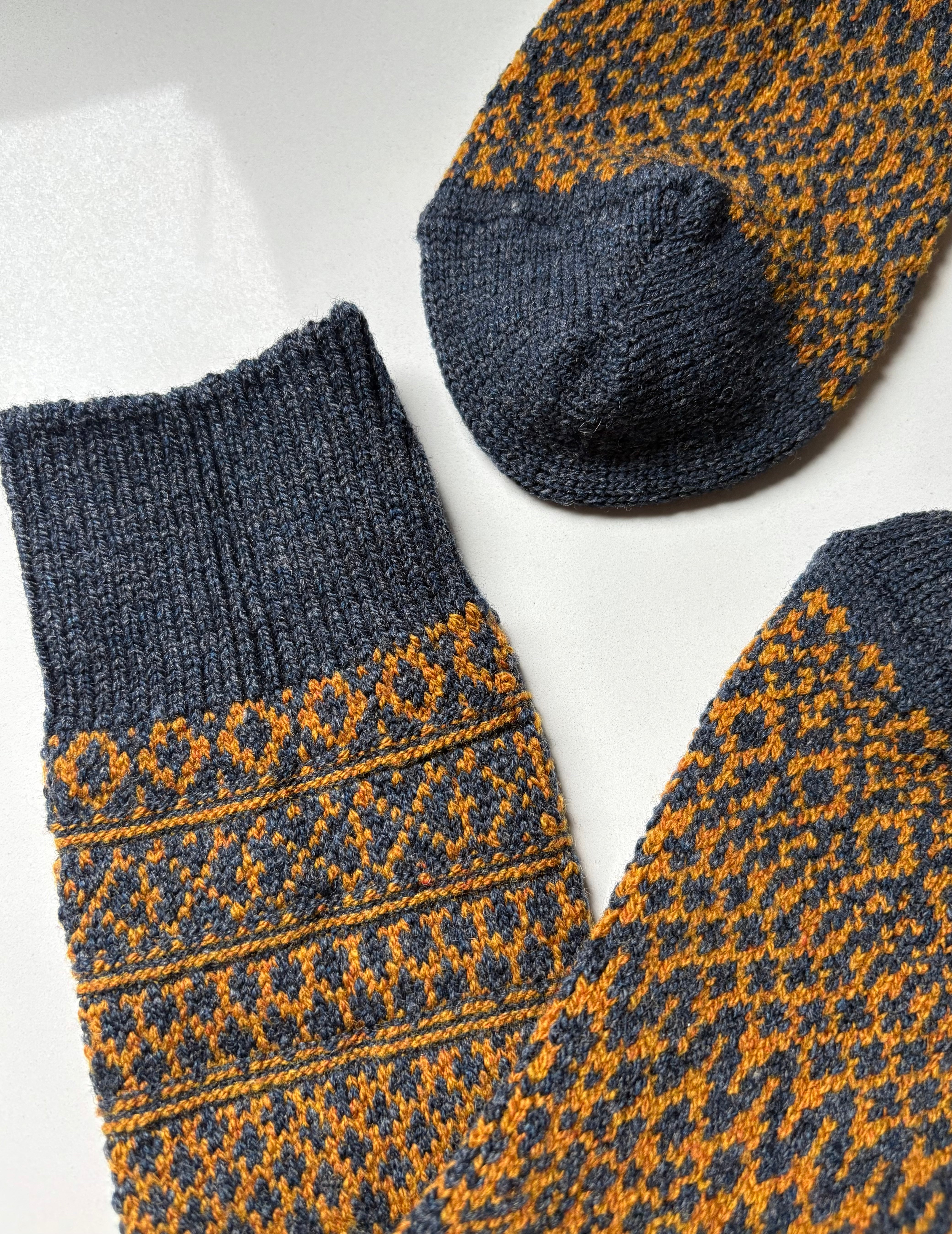 Wool Jacquard Socks: Navy