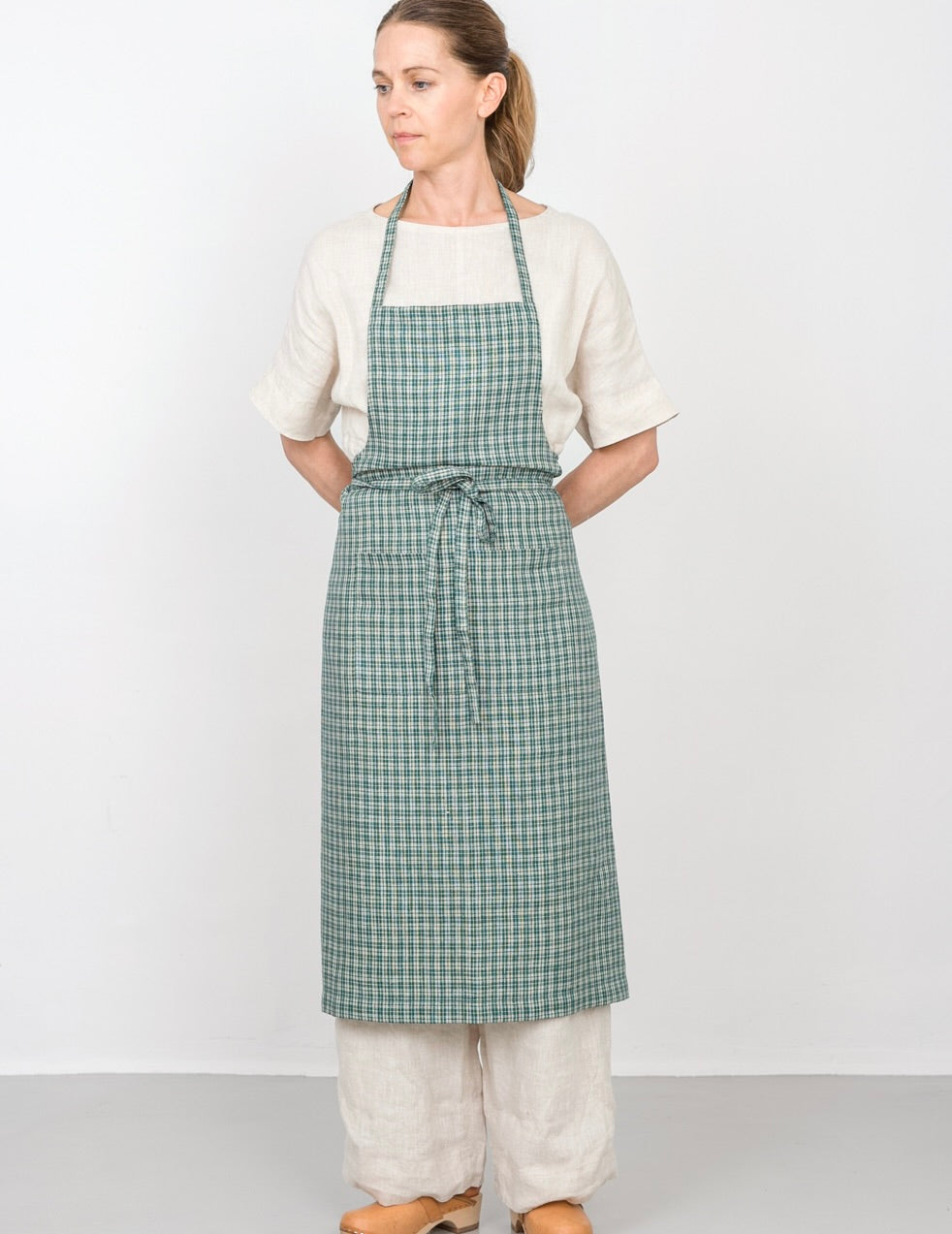 Full Apron: Jessie