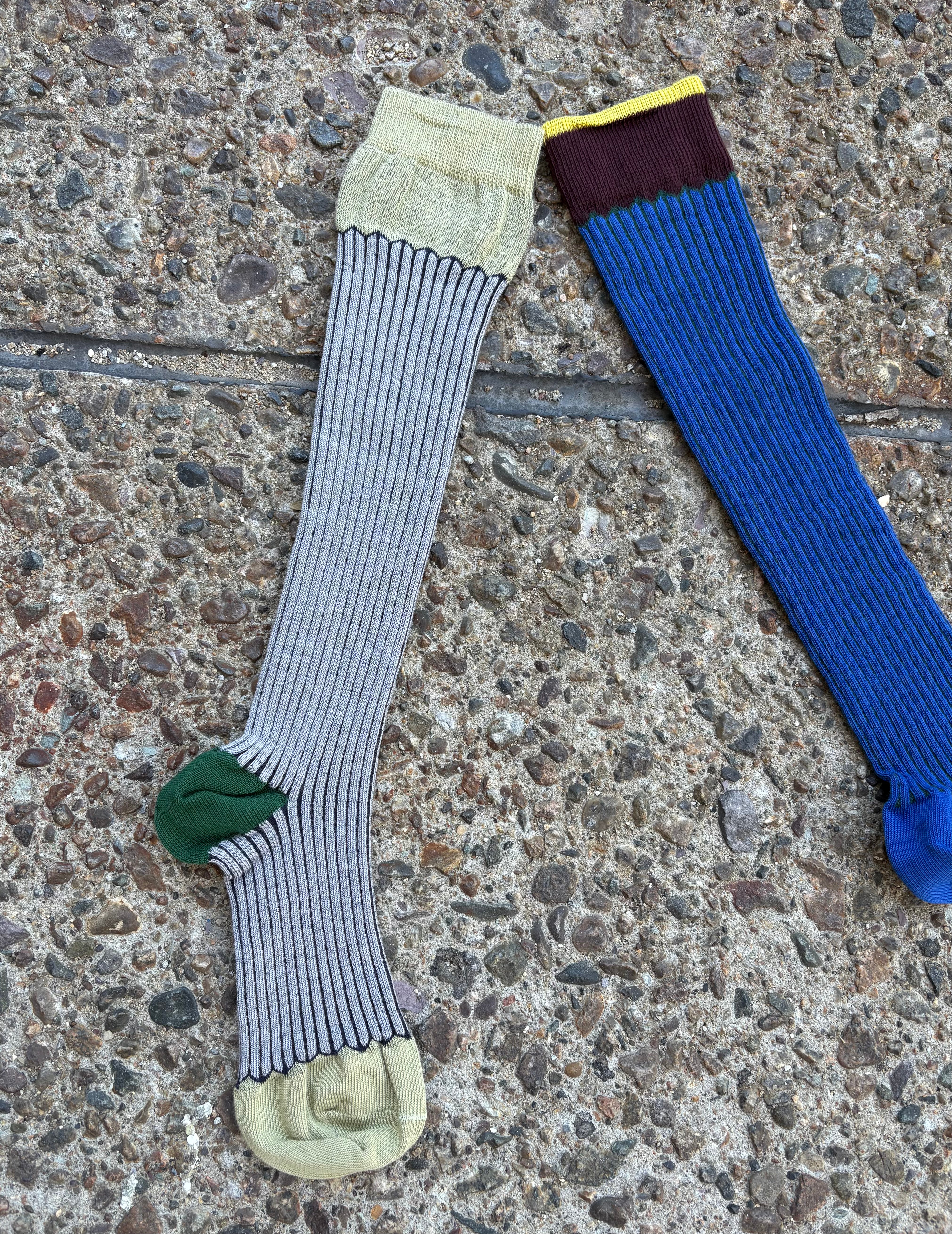 Exquisite J: Rib Knee Socks