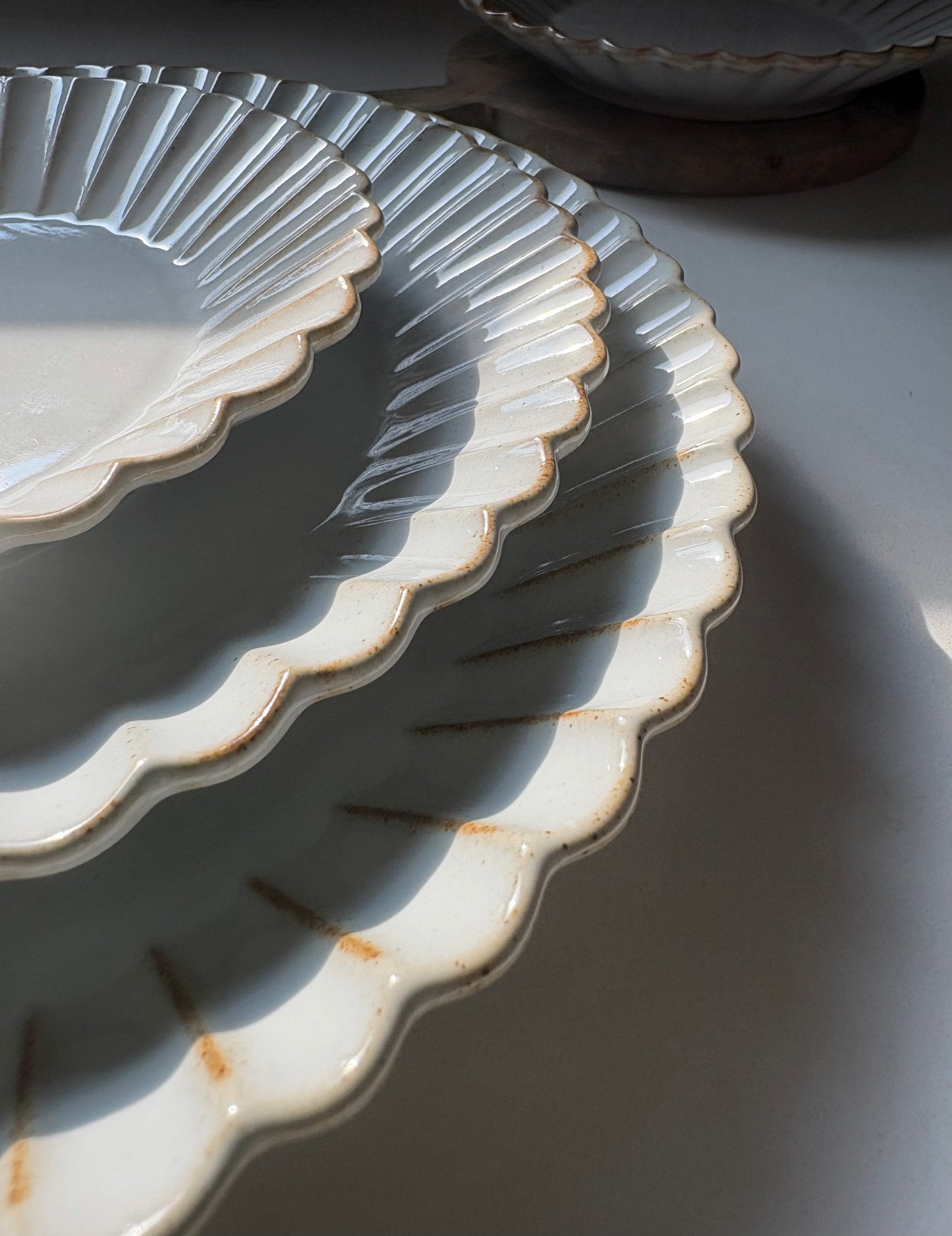 Fluted Plates