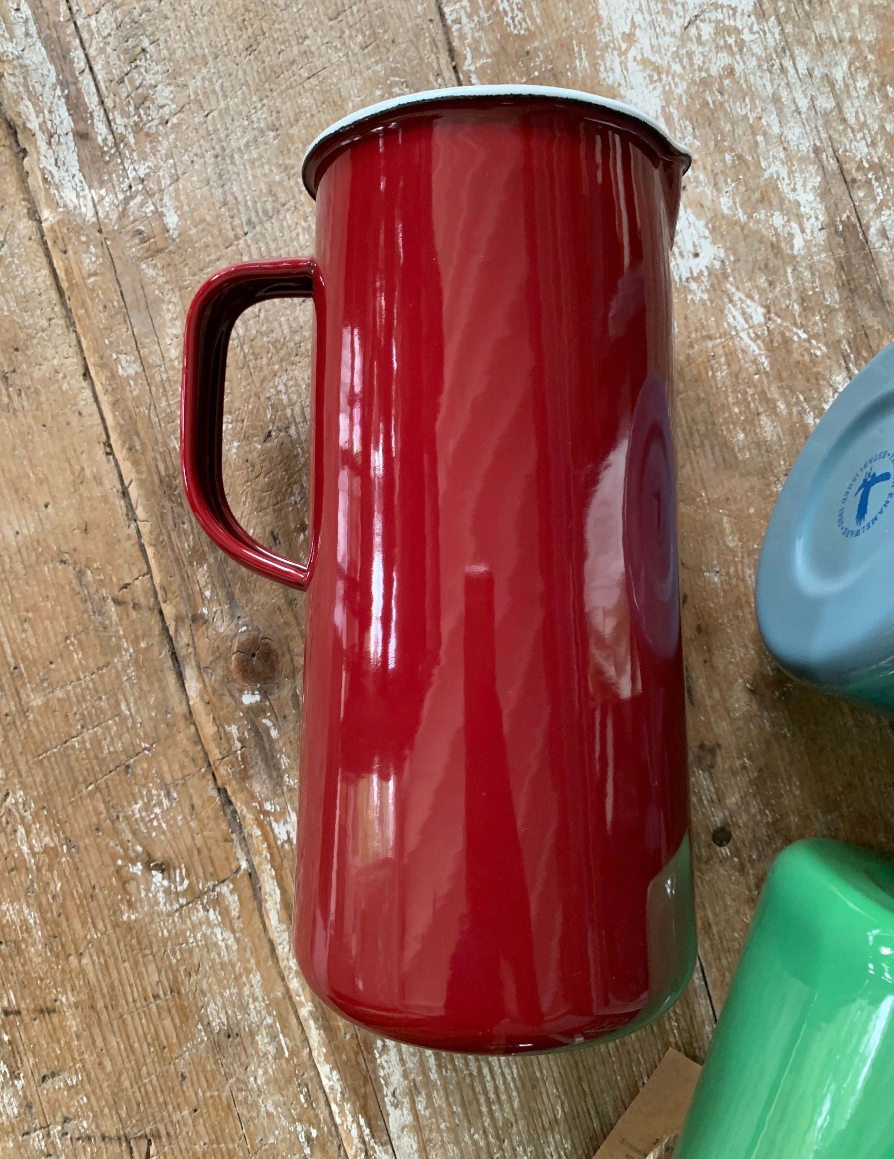 Falcon Enamelware: 3 Pint Jug