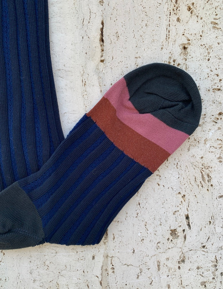 Exquisite J Socks: Wide Rib Knee