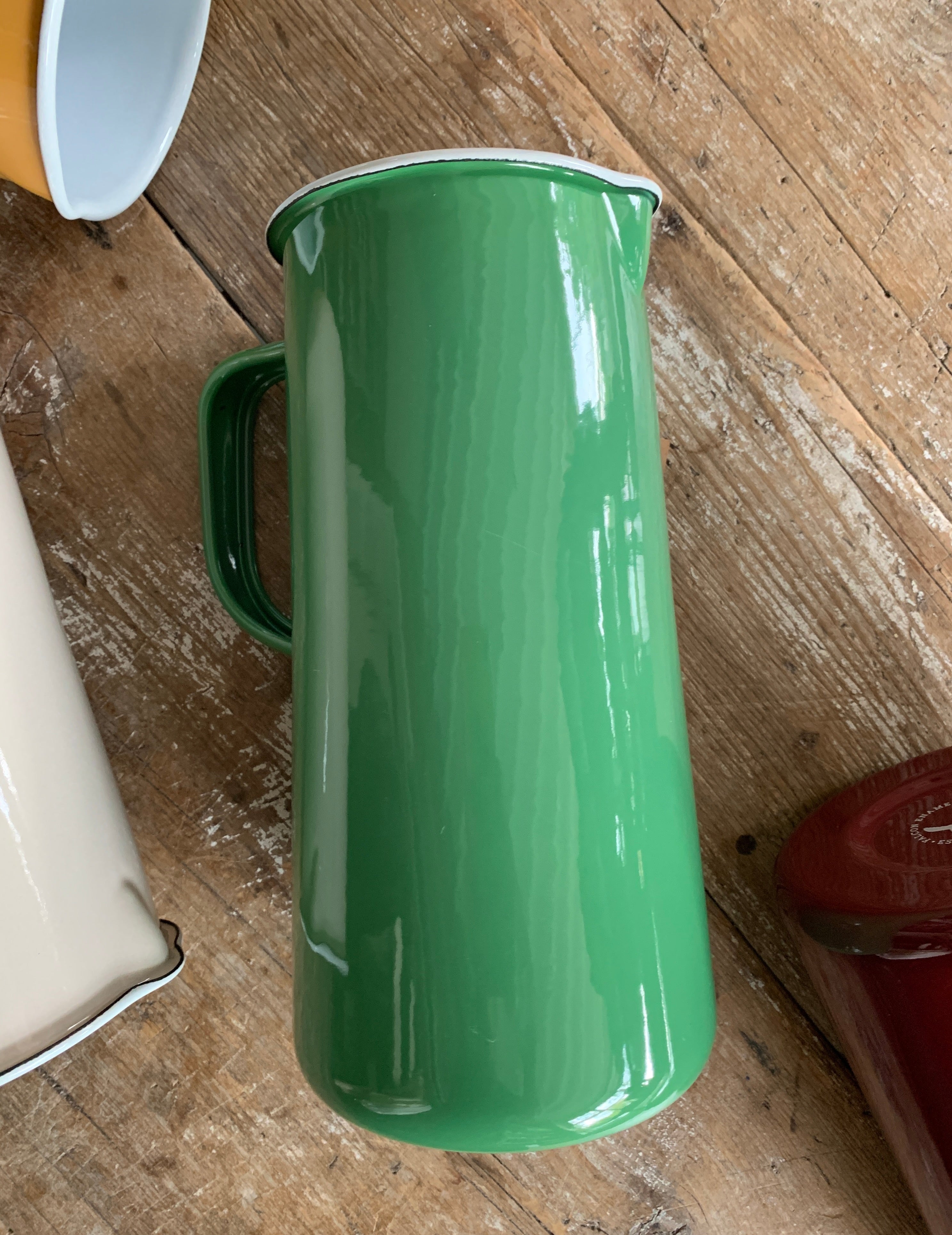 Falcon Enamelware: 3 Pint Jug