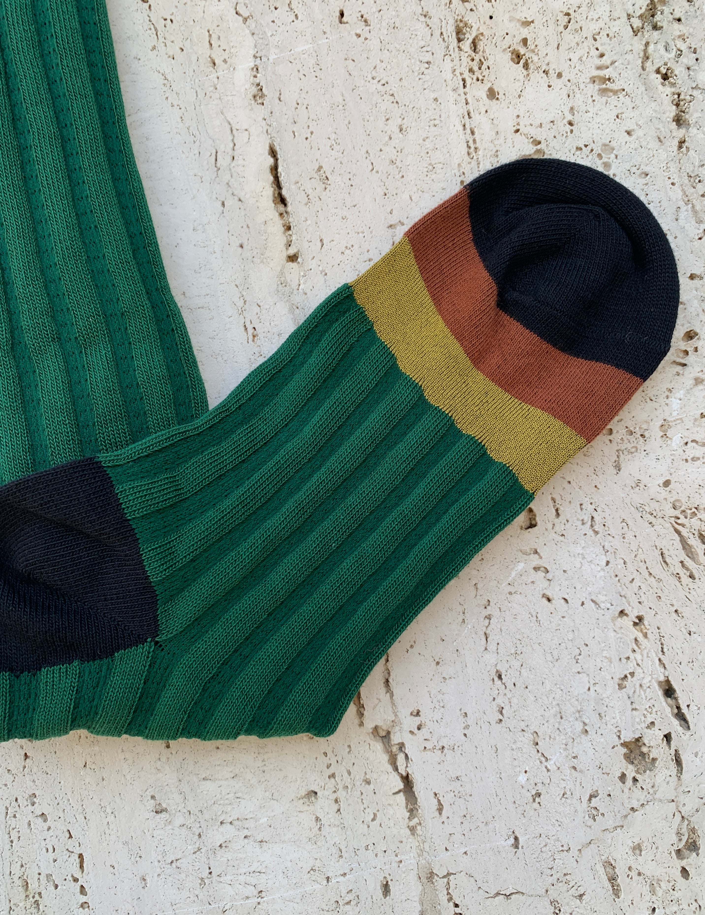 Exquisite J Socks: Wide Rib Knee