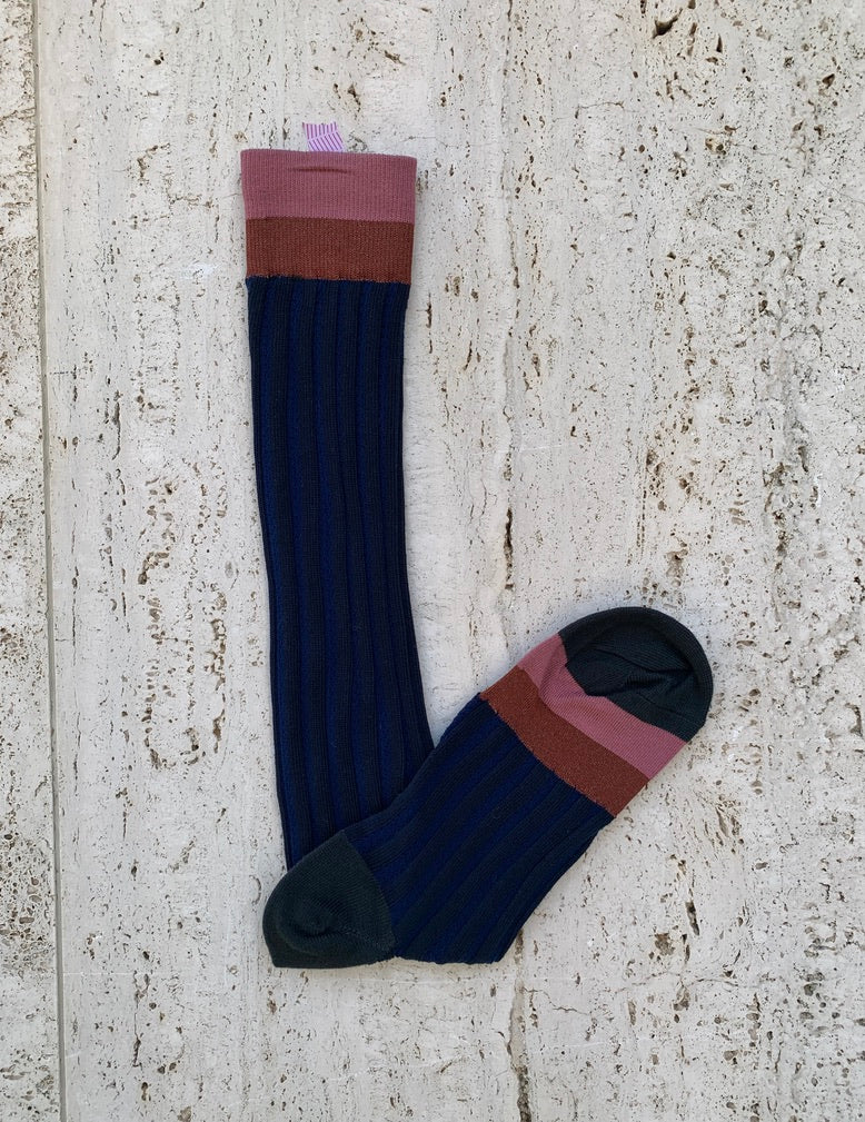 Exquisite J Socks: Wide Rib Knee