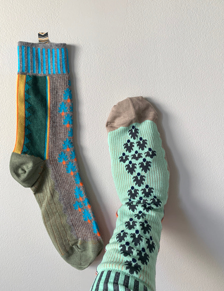 Modern Booti Socks
