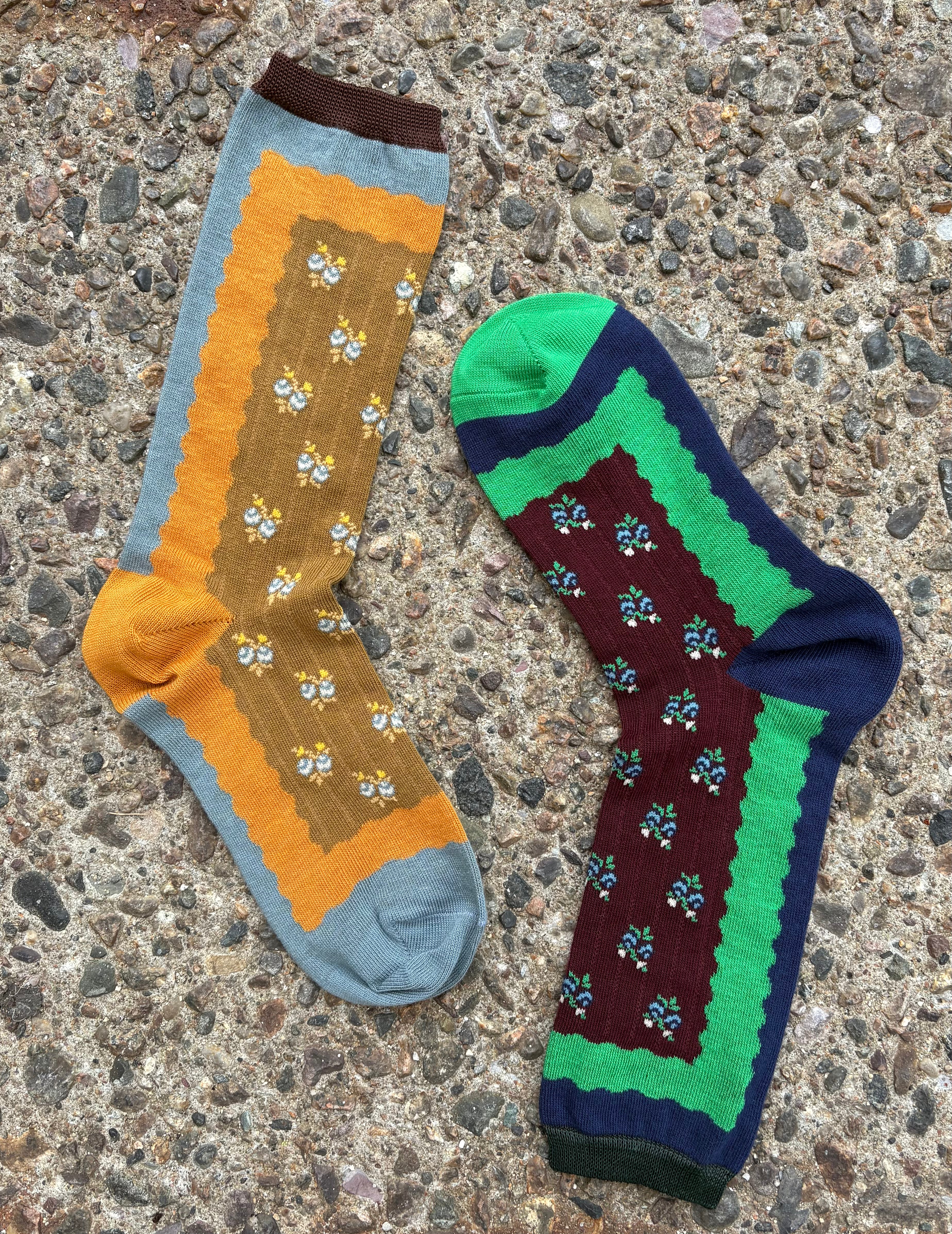 Exquisite J: Bouquet Crew Socks