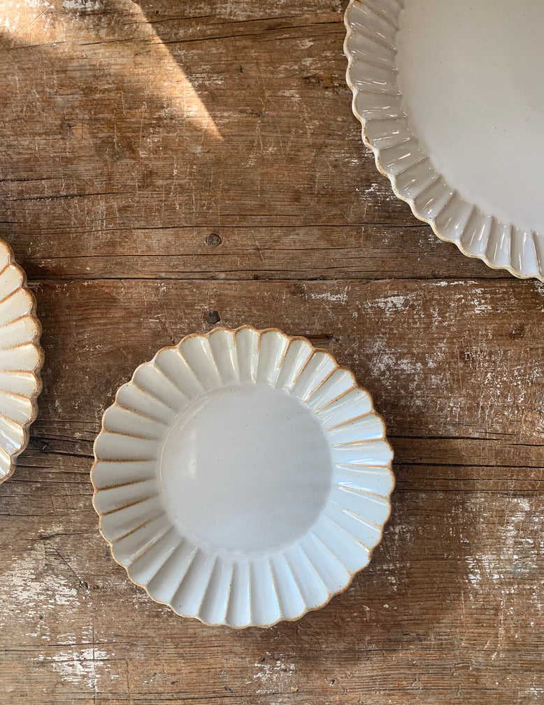 Fluted Plates